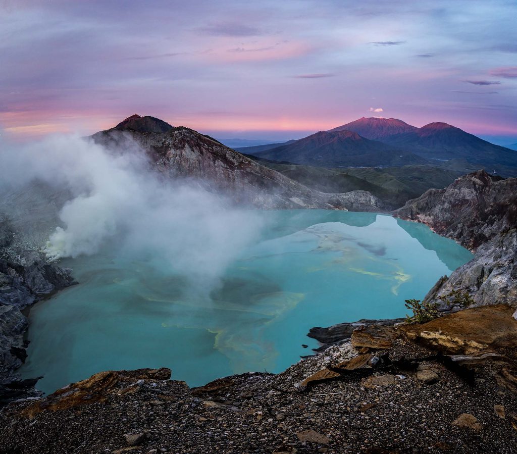 Voyage à Java Mont Ijen au lever de soleil