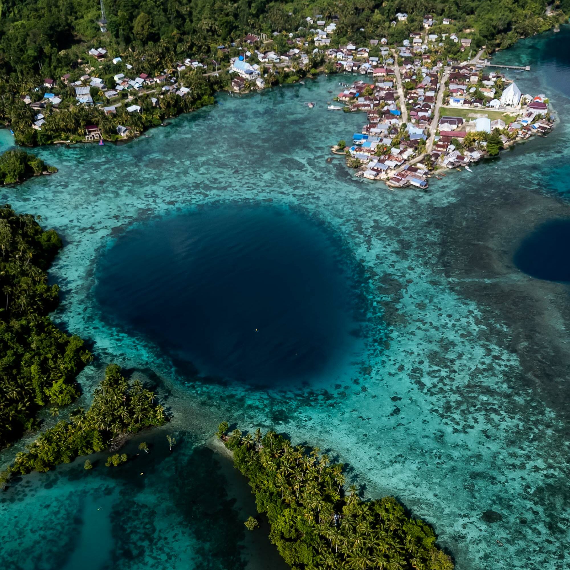 Voyage à Sulawesi, îles Banggai vues du ciel